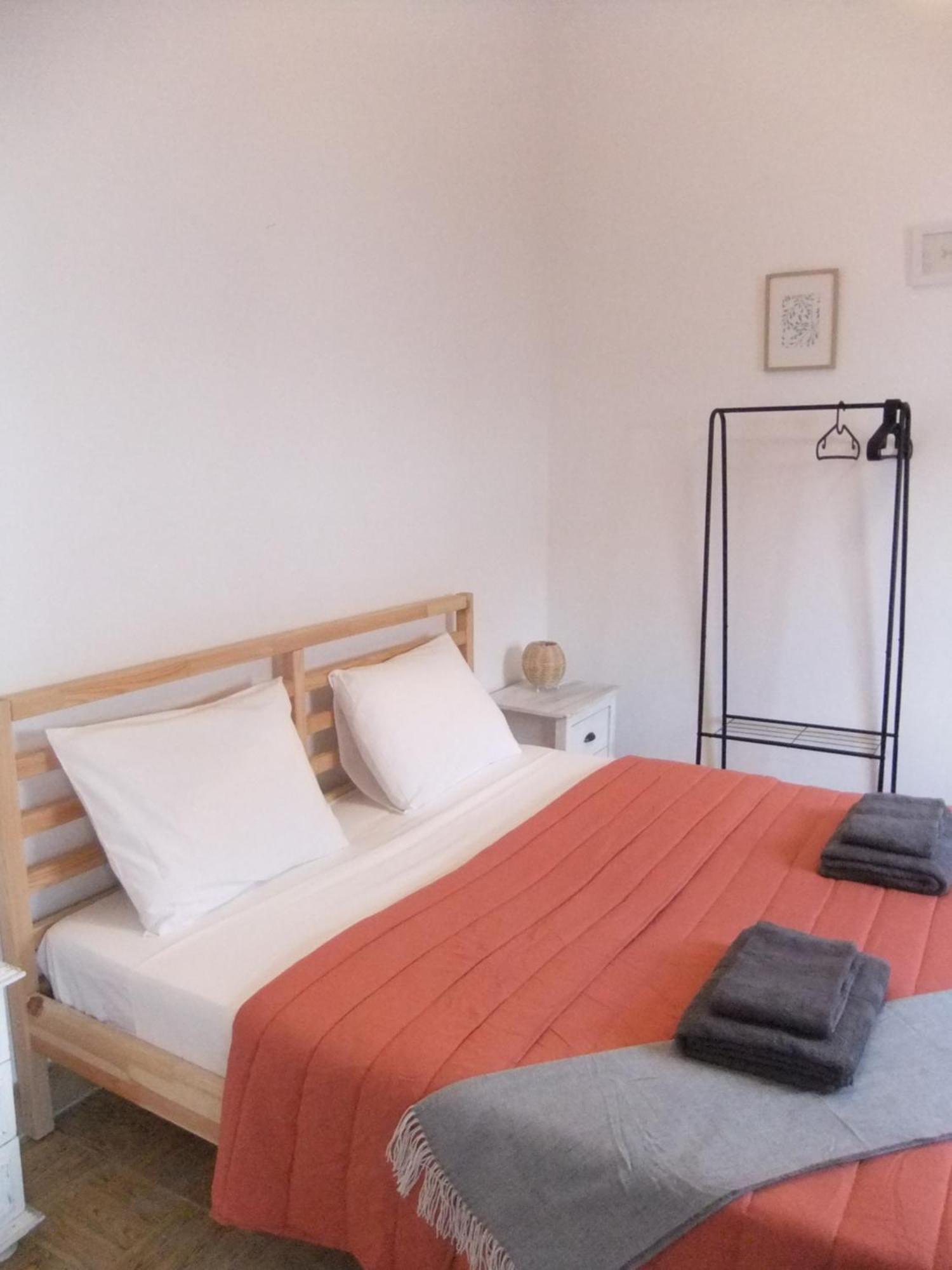 Santinho House - Com Carregador De Carros Electricos Holiday home